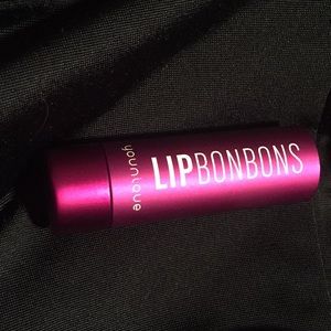 Younique Lip BonBons: Red Velvet Cake💄